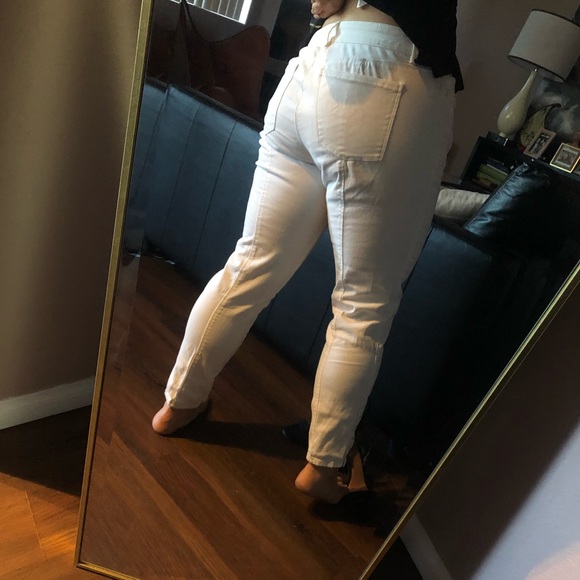 White pants - Picture 2 of 4